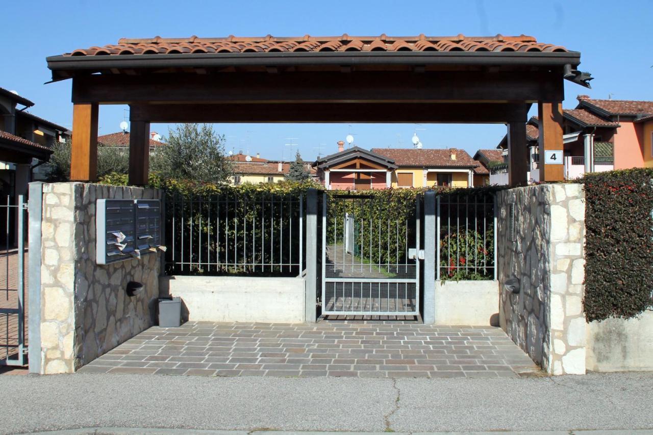 Casa Vacanze Da Riki Appartamento 2 Peschiera del Garda Dış mekan fotoğraf